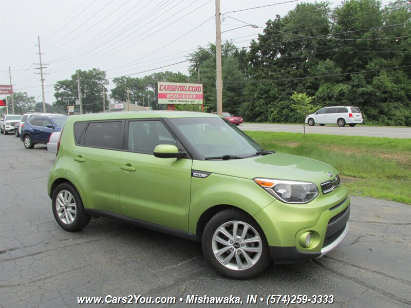 2018 Kia Soul + - Photo 7 - Mishawaka, IN 46545
