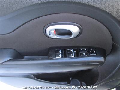 2018 Kia Soul +   - Photo 8 - Mishawaka, IN 46545