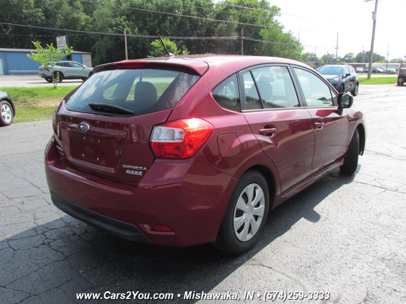 2013 Subaru Impreza 2.0i AWD - Photo 6 - Mishawaka, IN 46545