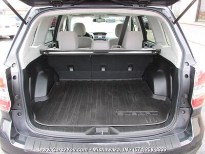 2016 Subaru Forester 2.5i Premium AWD   - Photo 17 - Mishawaka, IN 46545