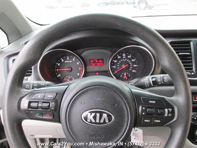 2018 Kia Sedona LX   - Photo 23 - Mishawaka, IN 46545