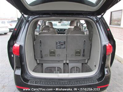 2018 Kia Sedona LX   - Photo 16 - Mishawaka, IN 46545