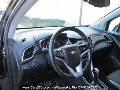 2018 Chevrolet Trax LT AWD   - Photo 10 - Mishawaka, IN 46545