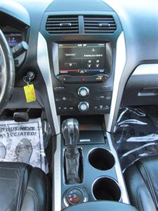 2014 Ford Explorer XLT 4x4   - Photo 26 - Mishawaka, IN 46545