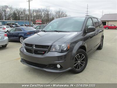 2016 Dodge Grand Caravan R/T   - Photo 1 - Mishawaka, IN 46545