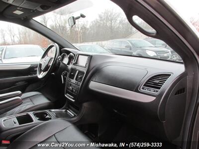 2016 Dodge Grand Caravan R/T   - Photo 20 - Mishawaka, IN 46545