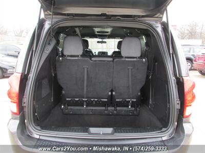 2016 Dodge Grand Caravan R/T   - Photo 15 - Mishawaka, IN 46545