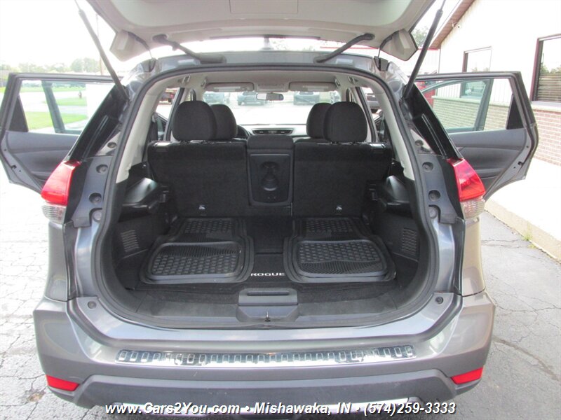 2018 Nissan Rogue 4x4 - Photo 15 - Mishawaka, IN 46545