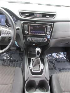 2018 Nissan Rogue 4x4 - Photo 28 - Mishawaka, IN 46545