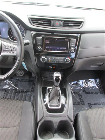 2018 Nissan Rogue 4x4 - Photo 28 - Mishawaka, IN 46545