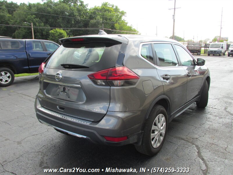 2018 Nissan Rogue 4x4 - Photo 7 - Mishawaka, IN 46545