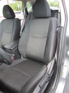 2018 Nissan Rogue 4x4 - Photo 12 - Mishawaka, IN 46545