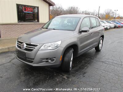 2011 Volkswagen Tiguan S   - Photo 3 - Mishawaka, IN 46545