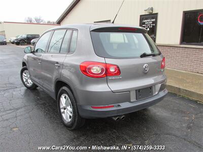 2011 Volkswagen Tiguan S   - Photo 4 - Mishawaka, IN 46545