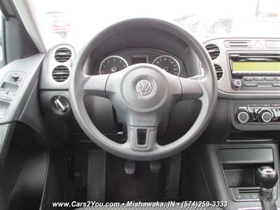 2011 Volkswagen Tiguan S   - Photo 16 - Mishawaka, IN 46545