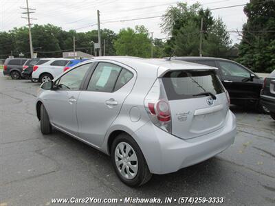 2012 Toyota Prius c Hybrid Electric   - Photo 3 - Mishawaka, IN 46545