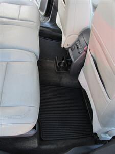 2013 Ford Explorer XLT 4x4 - Photo 20 - Mishawaka, IN 46545