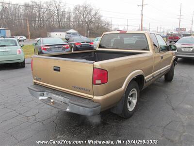 2000 Chevrolet S-10 LS - Photo 5 - Mishawaka, IN 46545