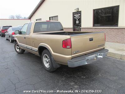 2000 Chevrolet S-10 LS - Photo 3 - Mishawaka, IN 46545
