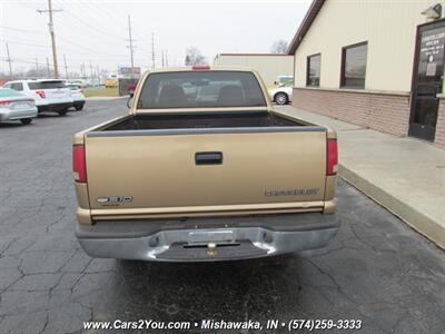 2000 Chevrolet S-10 LS - Photo 4 - Mishawaka, IN 46545