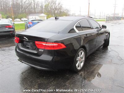 2017 Jaguar XE 20d Prestige AWD   - Photo 4 - Mishawaka, IN 46545