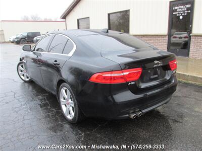 2017 Jaguar XE 20d Prestige AWD   - Photo 2 - Mishawaka, IN 46545