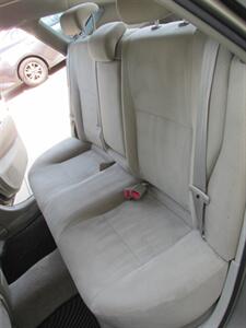 2007 Toyota Prius Hybrid Electric - Photo 7 - Mishawaka, IN 46545