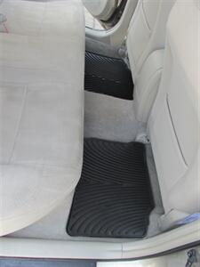 2007 Toyota Prius Hybrid Electric - Photo 12 - Mishawaka, IN 46545