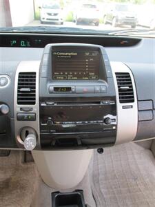 2007 Toyota Prius Hybrid Electric - Photo 17 - Mishawaka, IN 46545