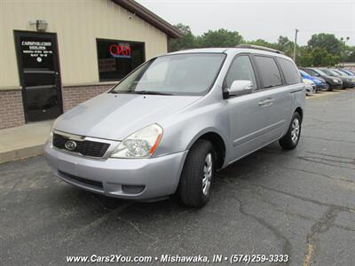 2011 Kia Sedona LX Convenience   - Photo 3 - Mishawaka, IN 46545