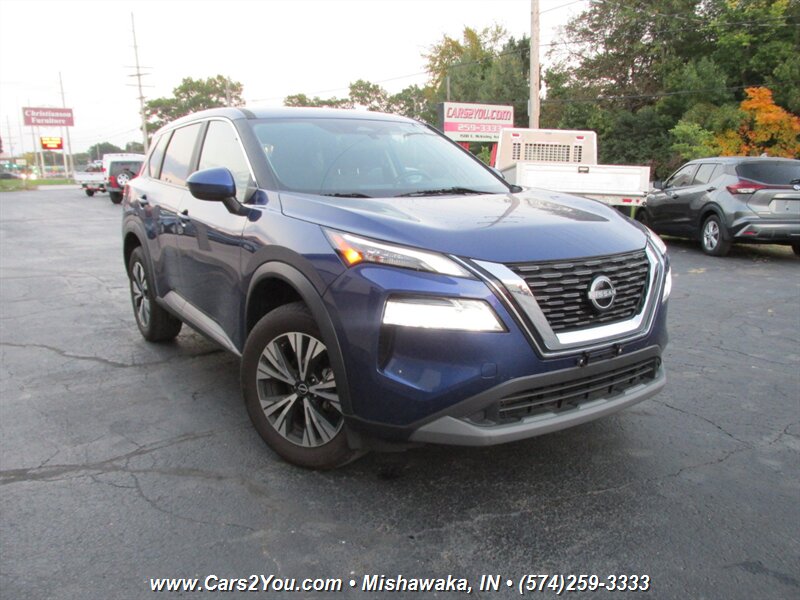 2023 Nissan Rogue SV AWD   - Photo 1 - Mishawaka, IN 46545