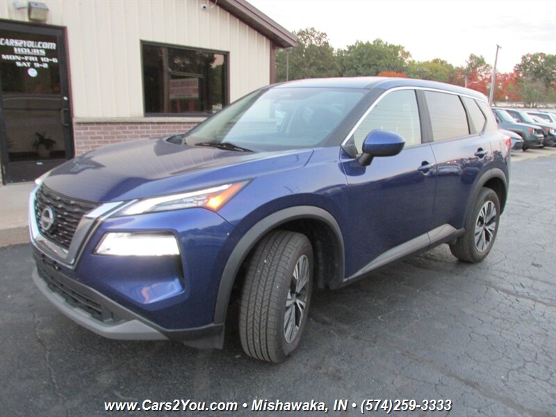 2023 Nissan Rogue SV AWD - Photo 2 - Mishawaka, IN 46545