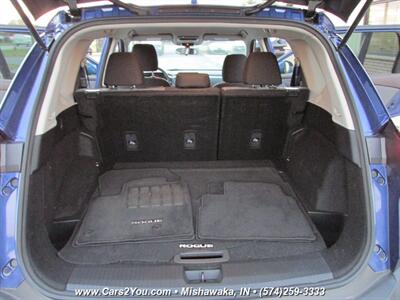 2023 Nissan Rogue SV AWD - Photo 13 - Mishawaka, IN 46545