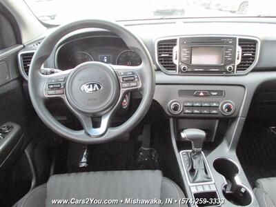 2017 Kia Sportage 4x4   - Photo 19 - Mishawaka, IN 46545