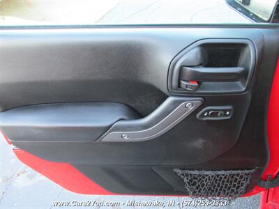 2017 Jeep Wrangler Unlimited Sport 4x4 - Photo 7 - Mishawaka, IN 46545