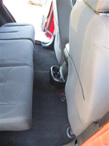 2017 Jeep Wrangler Unlimited Sport 4x4 - Photo 14 - Mishawaka, IN 46545