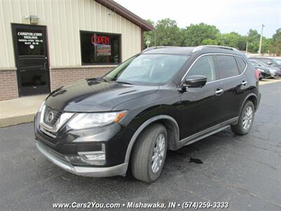 2017 Nissan Rogue SV - Photo 4 - Mishawaka, IN 46545