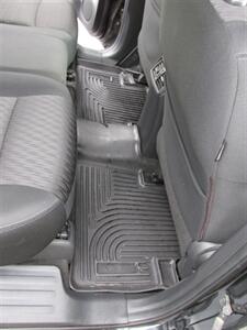 2017 Nissan Rogue SV - Photo 18 - Mishawaka, IN 46545