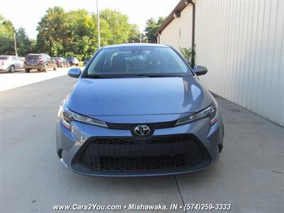 2022 Toyota Corolla LE - Photo 2 - Mishawaka, IN 46545