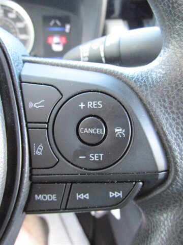 2022 Toyota Corolla LE - Photo 21 - Mishawaka, IN 46545
