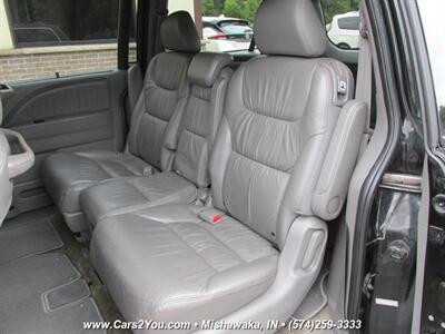 2010 Honda Odyssey Touring   - Photo 13 - Mishawaka, IN 46545