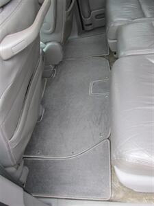 2010 Honda Odyssey Touring   - Photo 14 - Mishawaka, IN 46545