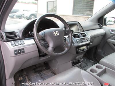 2010 Honda Odyssey Touring   - Photo 10 - Mishawaka, IN 46545