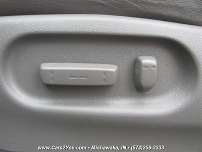 2010 Honda Odyssey Touring   - Photo 12 - Mishawaka, IN 46545