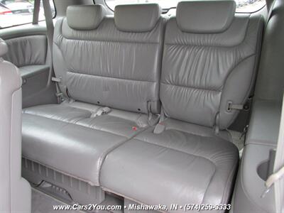 2010 Honda Odyssey Touring   - Photo 15 - Mishawaka, IN 46545