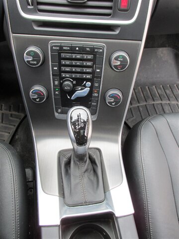 2015 Volvo S60 T5 Premier - Photo 35 - Mishawaka, IN 46545