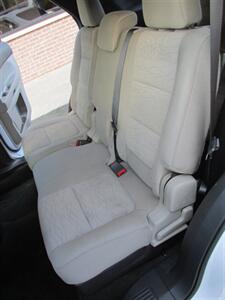 2014 Ford Explorer   - Photo 13 - Mishawaka, IN 46545