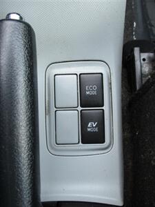 2012 Toyota Prius c Hybrid Electric   - Photo 26 - Mishawaka, IN 46545