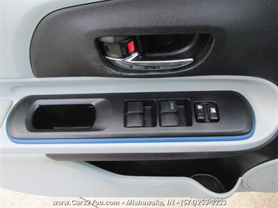 2012 Toyota Prius c Hybrid Electric   - Photo 8 - Mishawaka, IN 46545