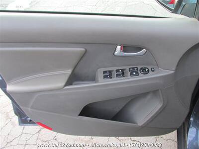 2015 Kia Sportage EX - Photo 11 - Mishawaka, IN 46545